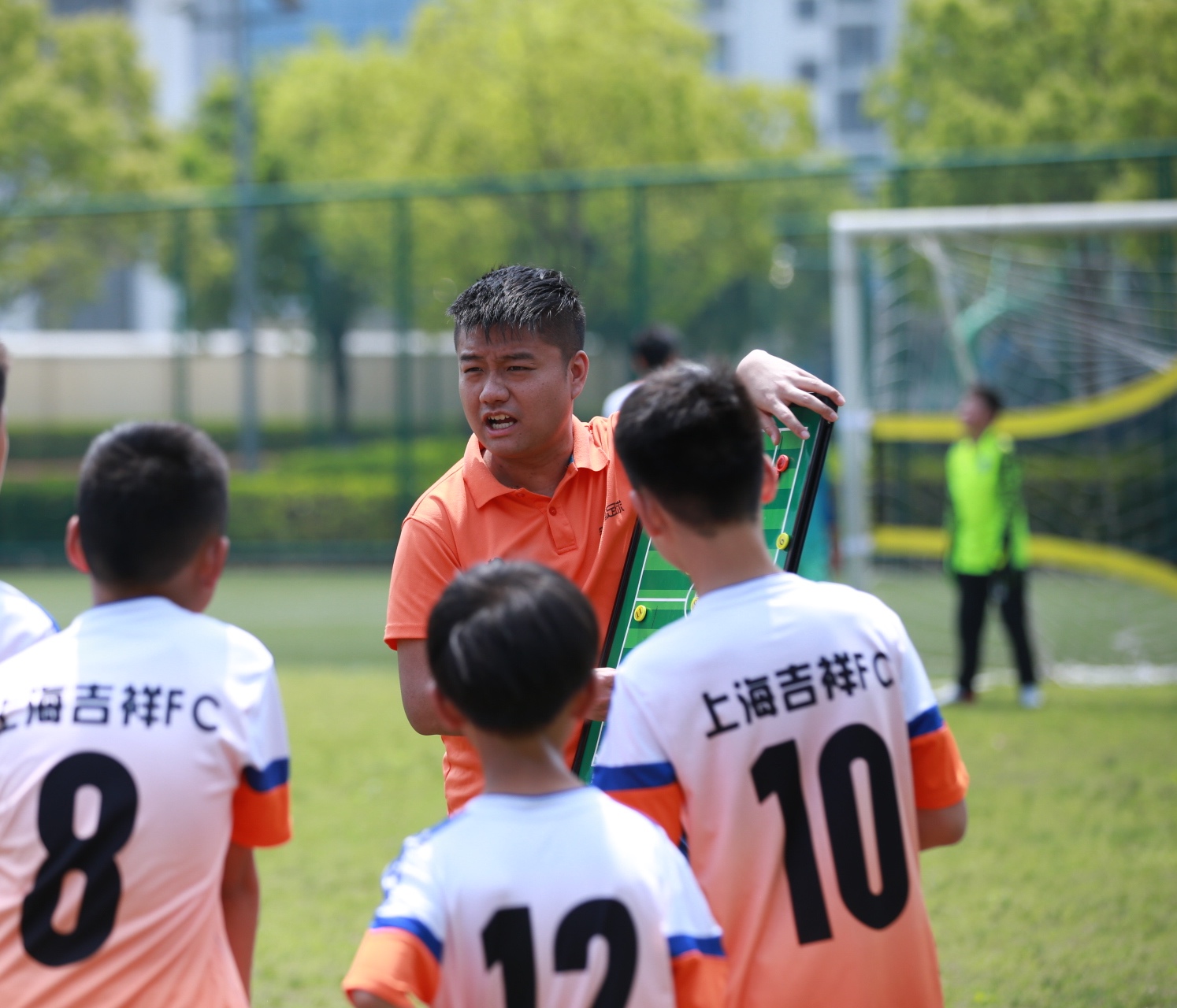 开云APP-亚琛选拔青训，打造未来德国足球新生力量的简单介绍