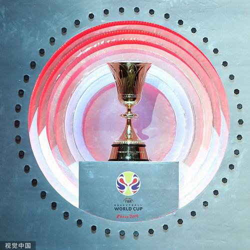 亚洲篮球锦标赛：韩国男篮获得冠军奖杯的简单介绍