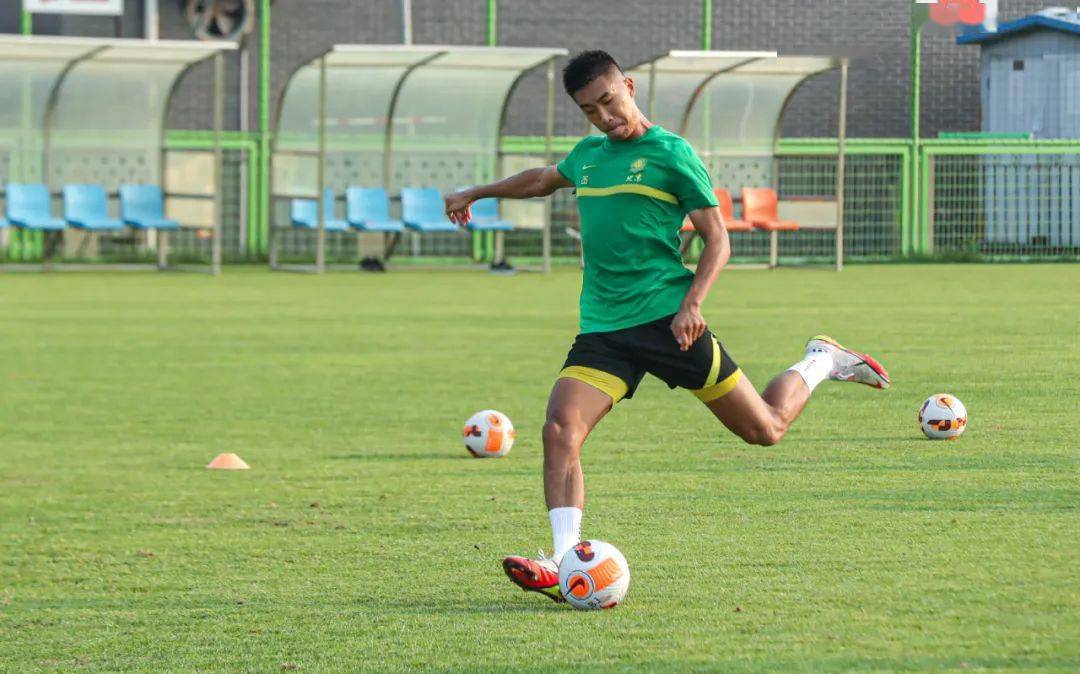 开云体育平台APP-包含球员体能训练全方位，准备迎接难关的词条