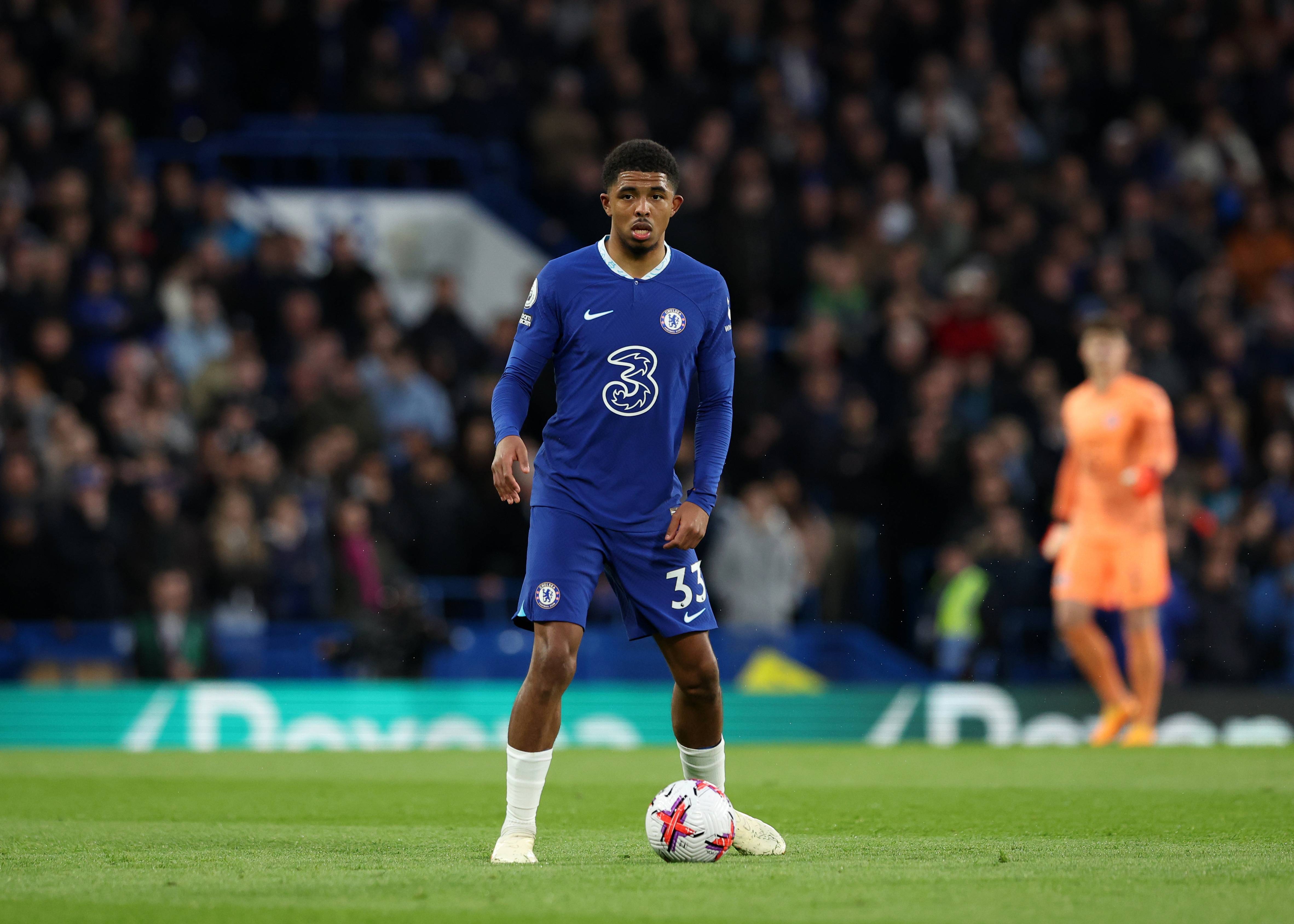 关于切尔西客场憾平，英超前三位置略显动摇的信息