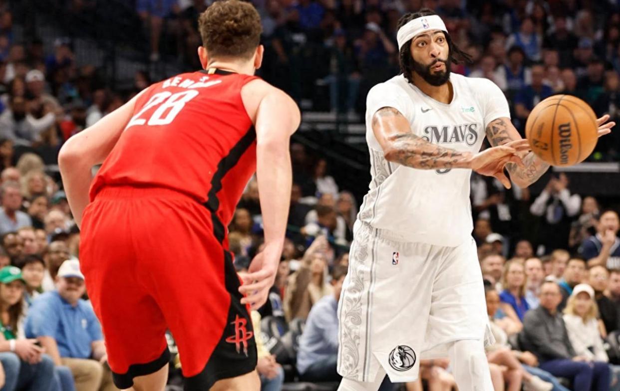 包含欧预赛上演逆转好戏，热血男儿奋力拼搏的词条