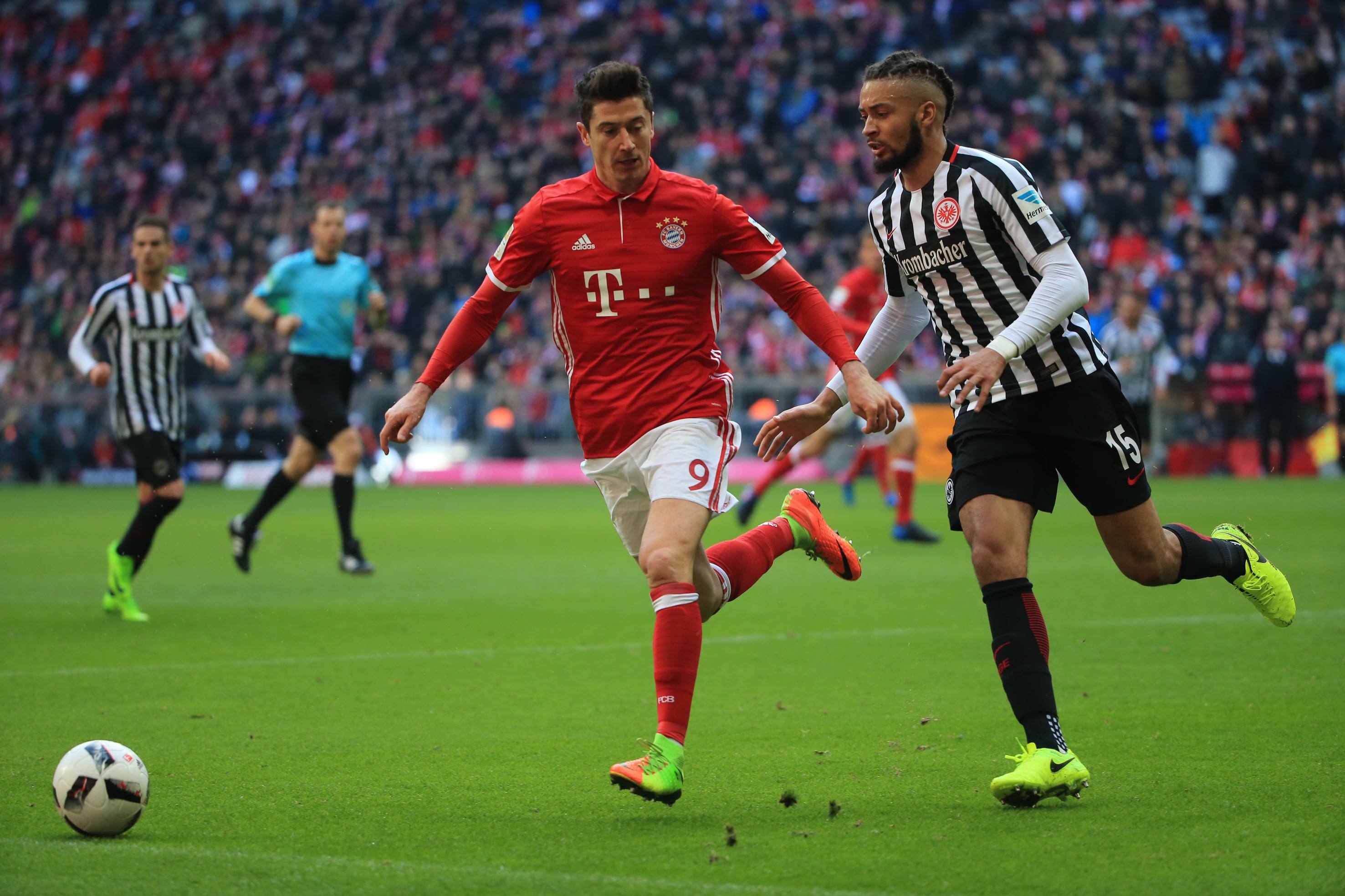 精彩对决！赛场瞬间引人瞩目的简单介绍