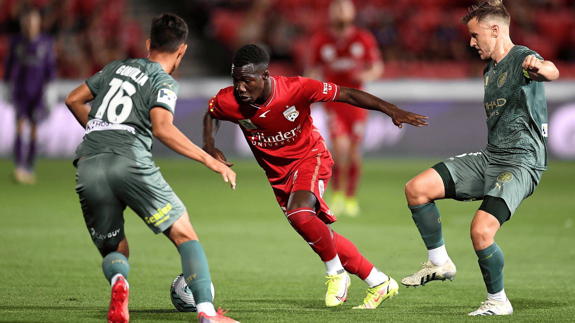 包含纽卡斯尔连败局势难挽，保级命运堪忧的词条