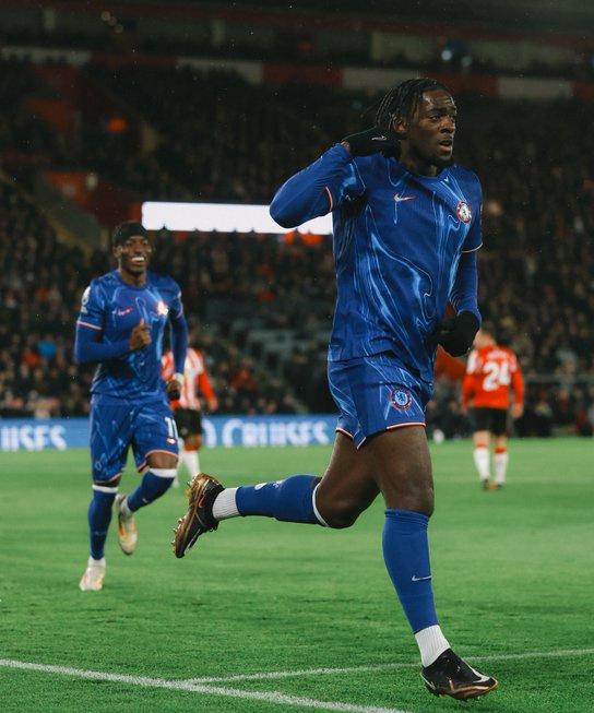 开云体育登录-包含南安普顿客场取胜，提升战绩排名的词条