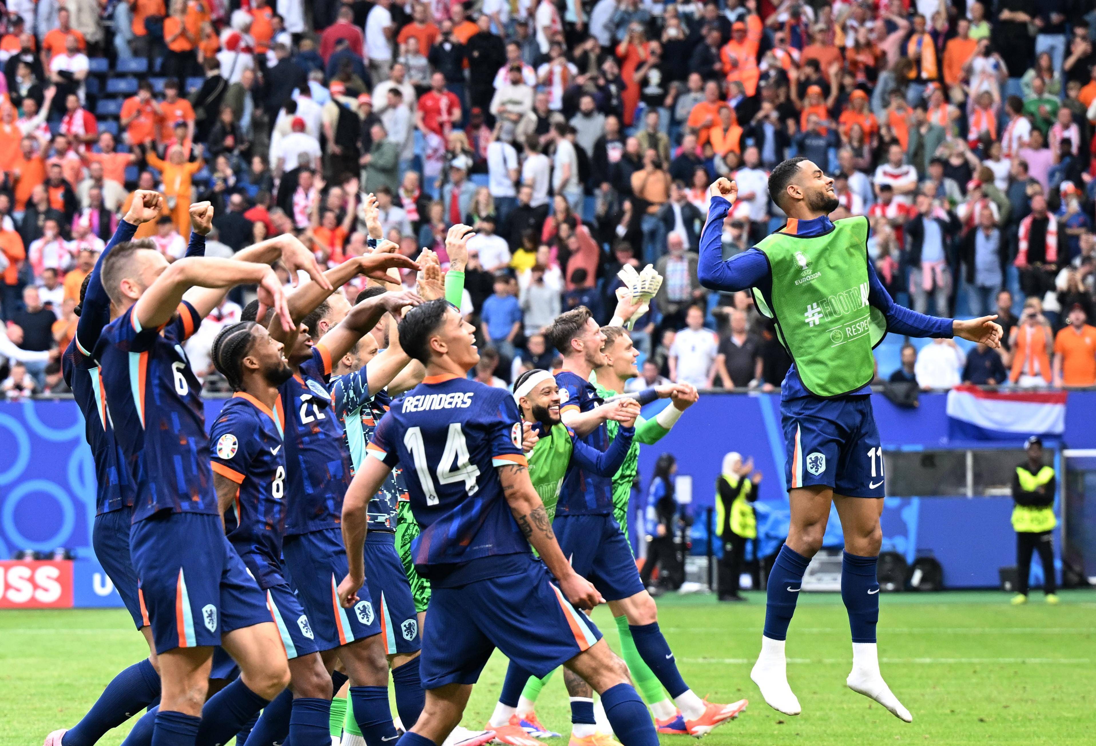 开云下载-欧洲足球国家队备战欧洲杯资格赛的简单介绍