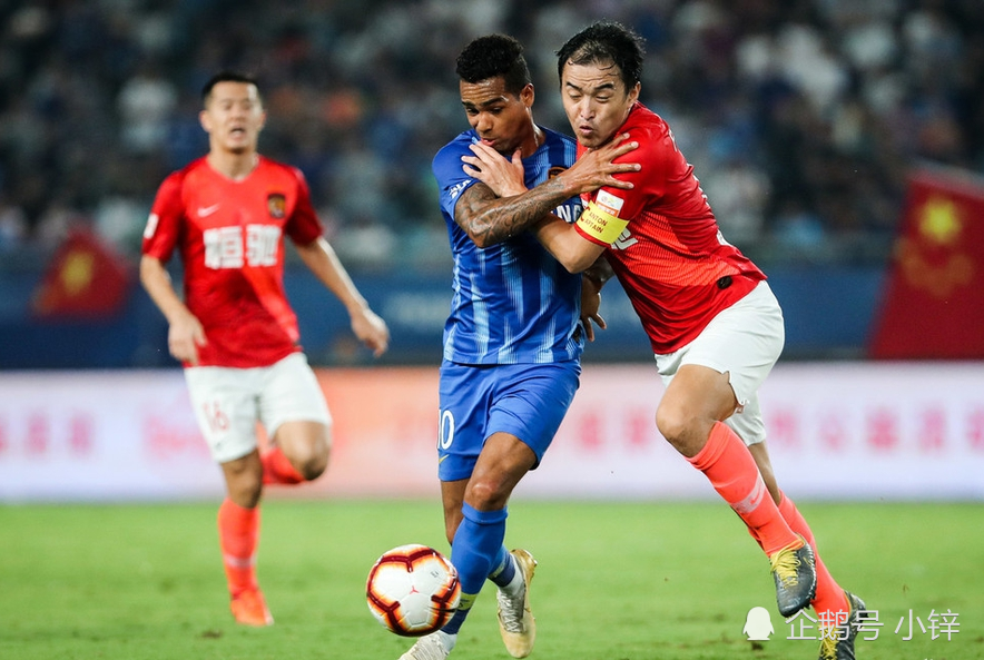 富力主教练调整战术，追赶积分榜前列的简单介绍