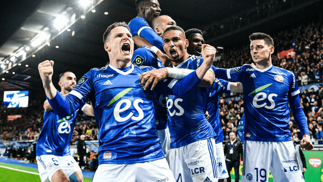 斯特拉斯堡队客场逆转胜利，法甲崛起的简单介绍