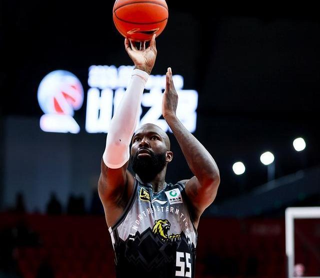 开云体育APP下载-广西队客场逆转胜利，士气大增