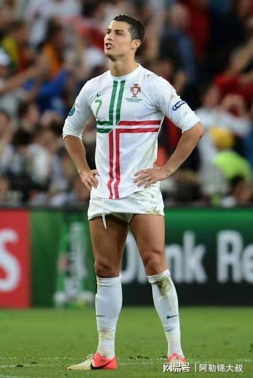 匈牙利力擒冰岛，小组赛成绩逐渐好转