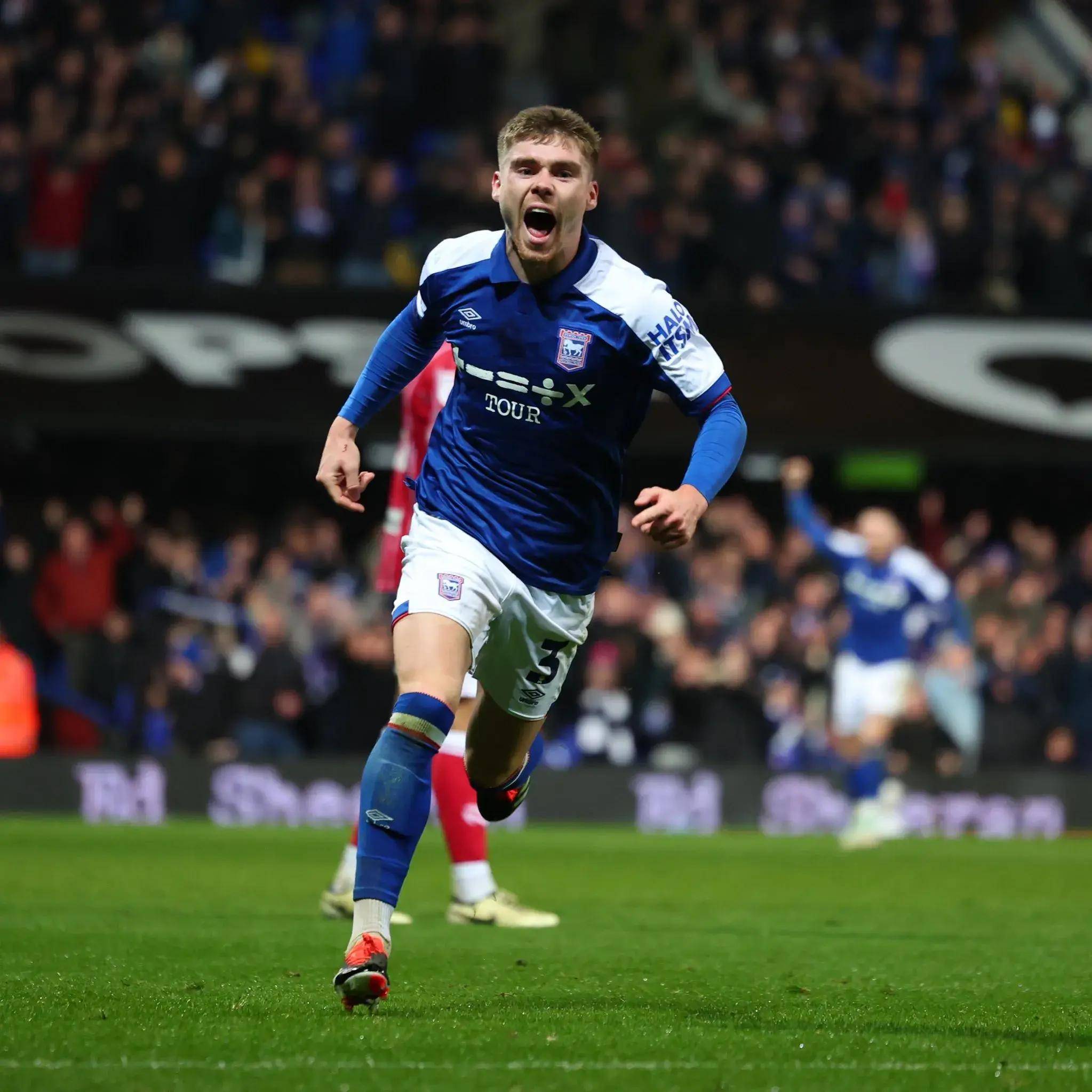 水晶宫客场逆转失利，遭遇连败境地