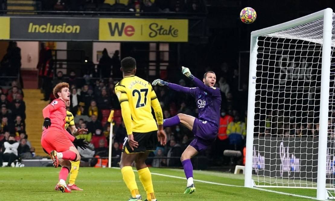 沃特福德惨败，逼近保级区域边缘