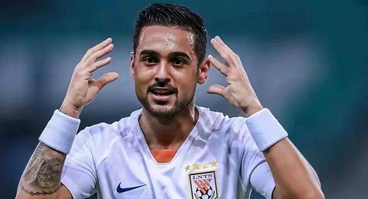 开云体育app-俄超球队在国际比赛中实现突破