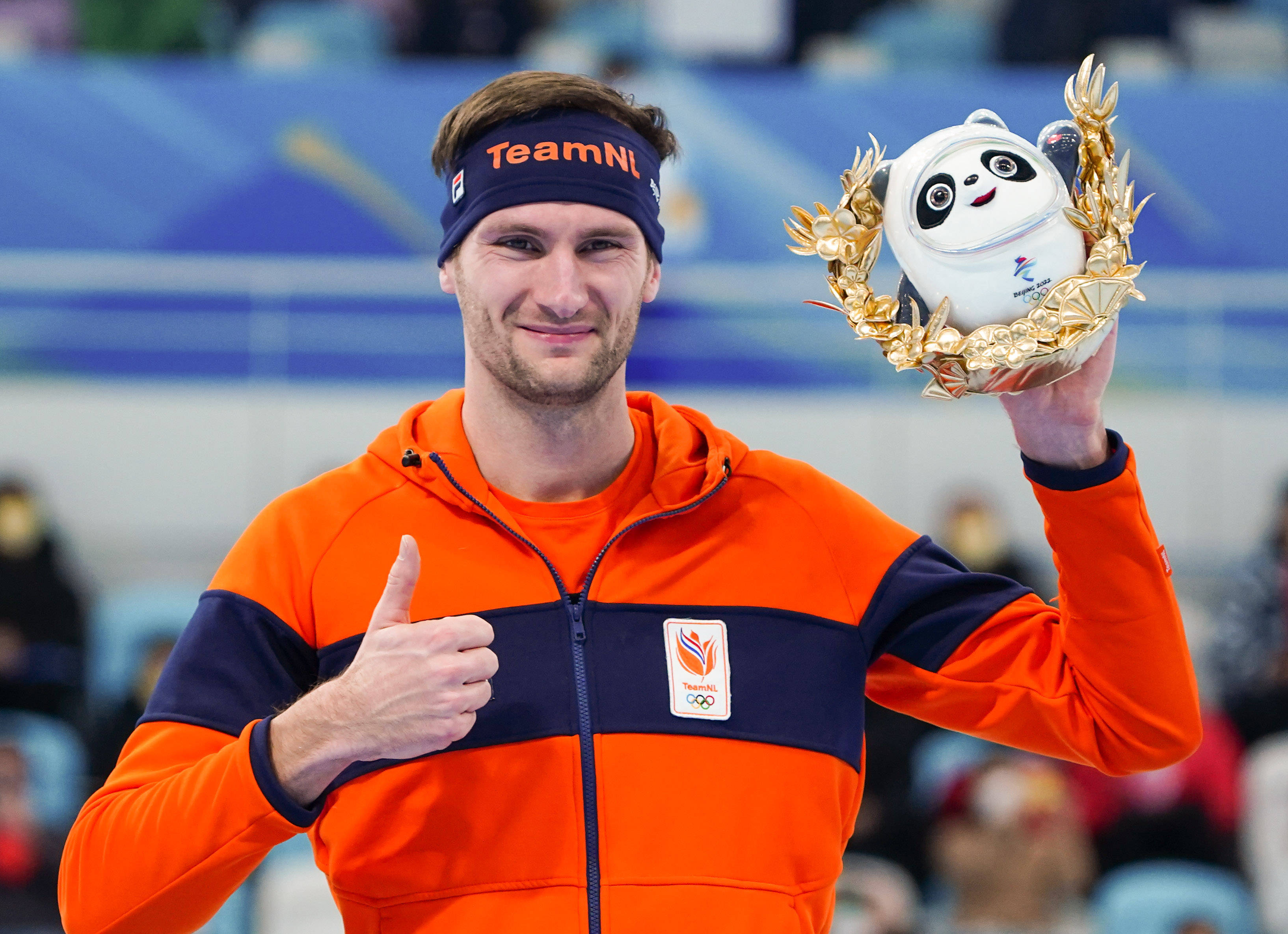 开云体育入口-荷兰射击选手持枪稳定夺取冠军