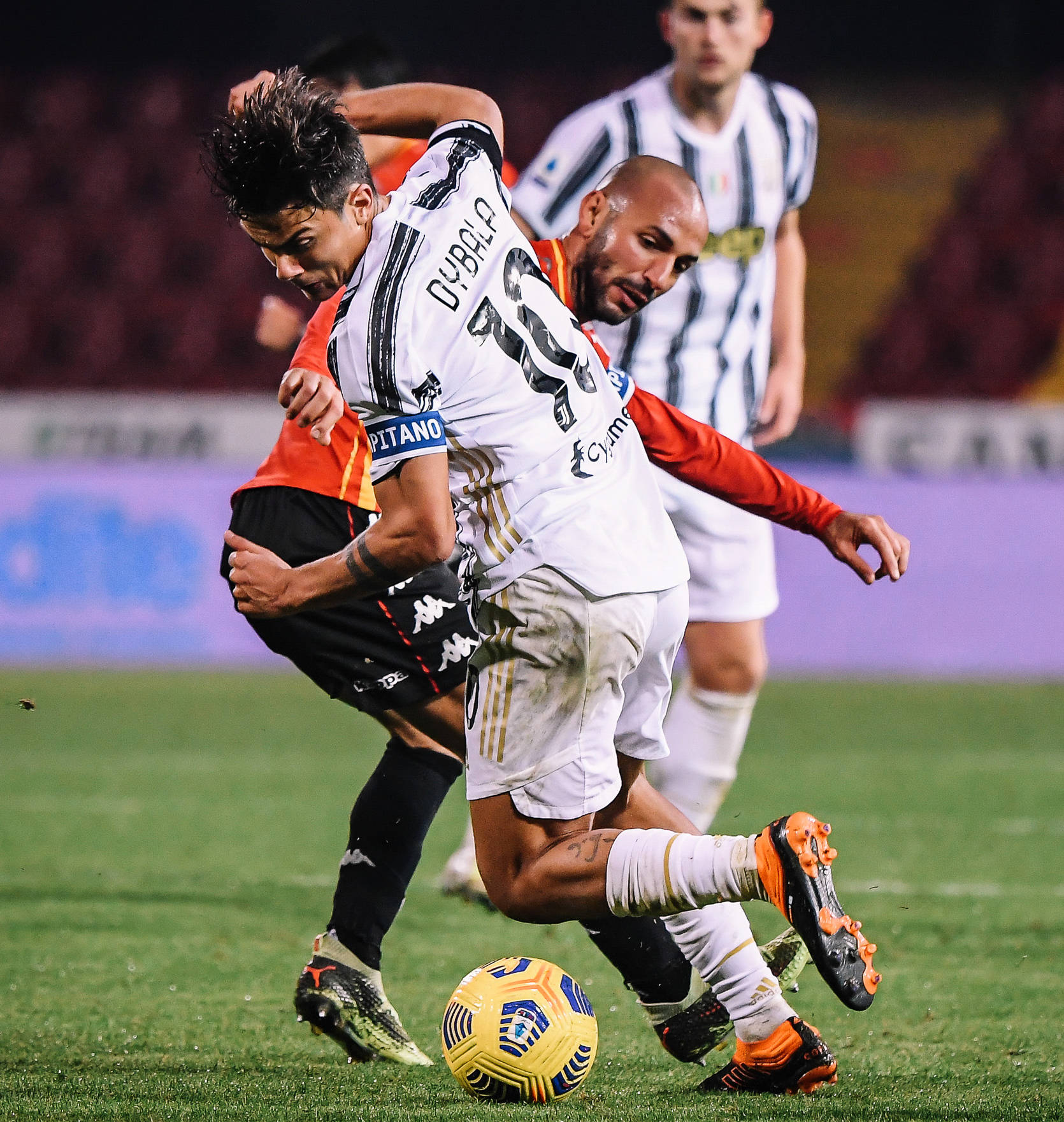 开云体育中国-贝内文托球员连续进球，助队获胜