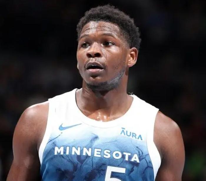 豪强之争！谁将取得胜利宝座的简单介绍