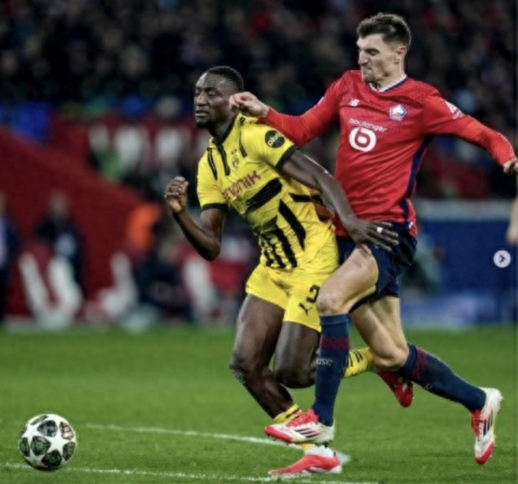 开云体育下载-球队主场优势显著，连续取得三连胜