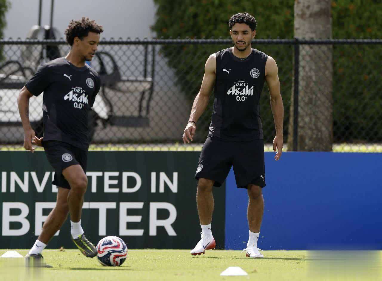 曼城后防线有望迎来一名新援，强化防守能力的简单介绍