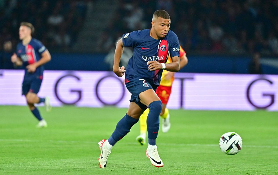 罗马客场告捷，取得关键胜利的简单介绍