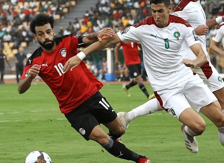 开云体育中国-球队在比赛中的进攻防守战术备受关注