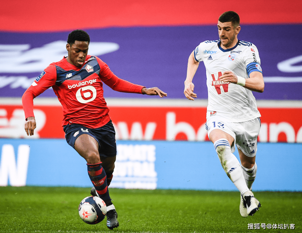 开云平台-梅利尼特神勇！里昂客场战斯特拉斯堡，夺取胜利
